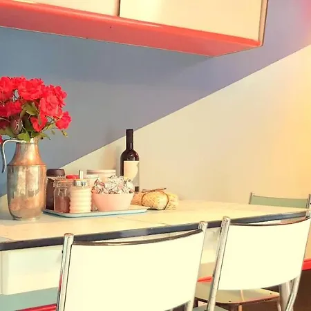 Domus Loulou لا سبيتسْيا